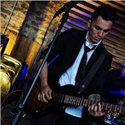 Profesor de musica, certificado por el sena como profesor de instrumentos de cuerdas pulsadas nivel avanzado, estudiante de maestria musical y produccion de la universidad nacional abierta y a distancia